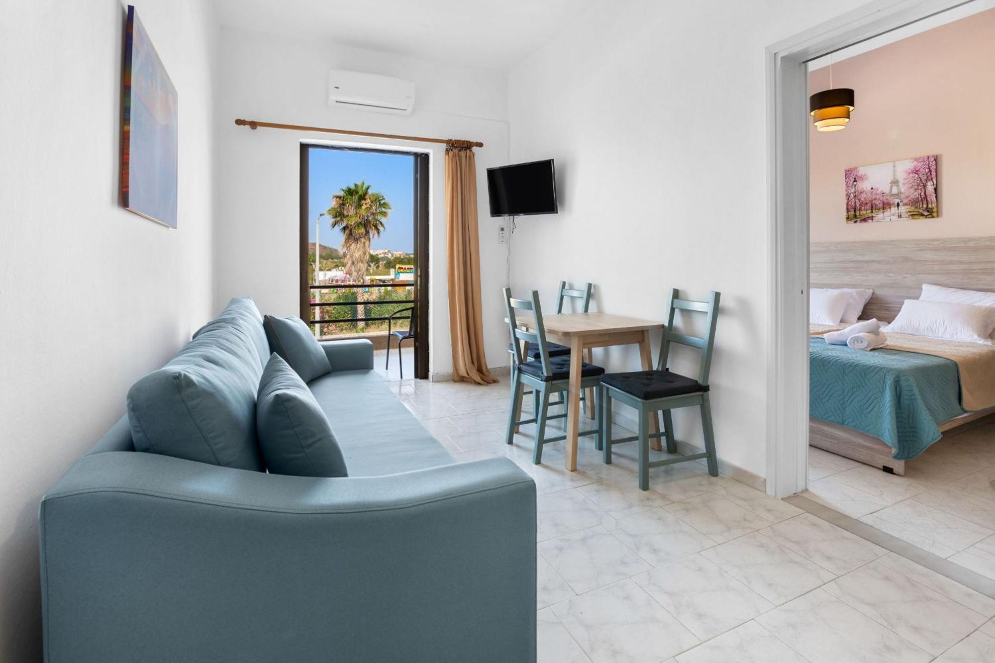 Sun Beach Apartments In Chania 09 11 외부 사진