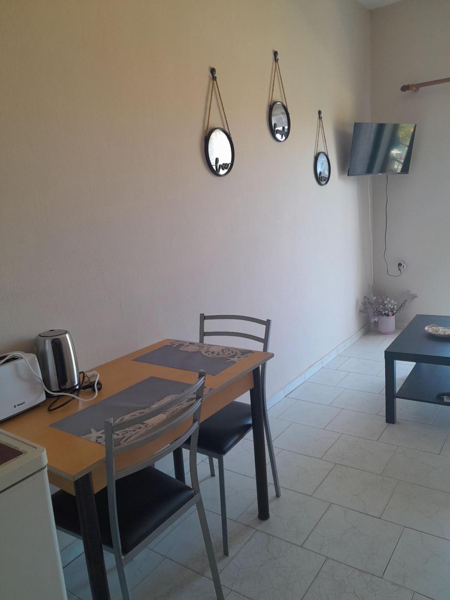 Sun Beach Apartments In Chania 09 11 외부 사진